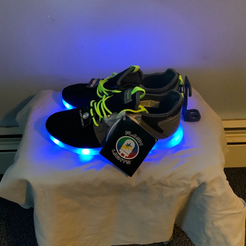 Flash light sneakers